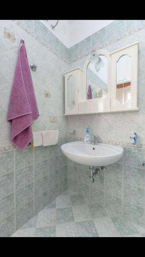 Spacious Modern And Cozy Apartment ตราปานี ภายนอก รูปภาพ